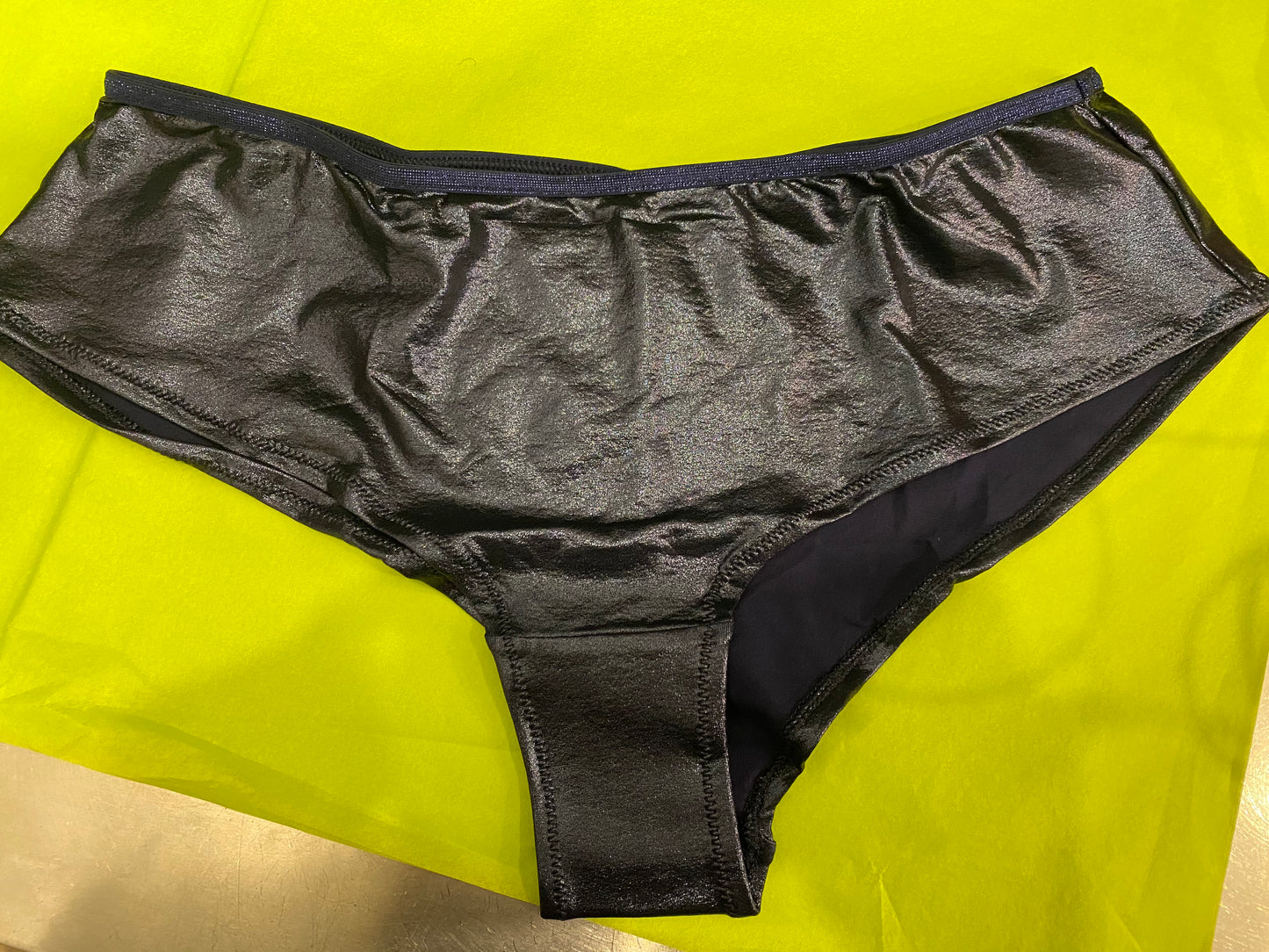 Shorty goergia navy shiny - LE NOUVELLE