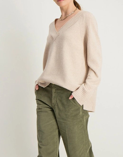 Hilda V neck pull - Stella Forest